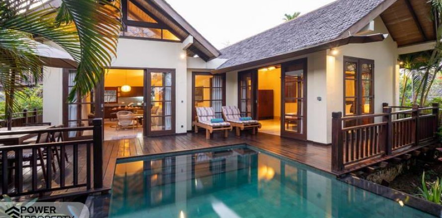 Вилла с 3 спальнями в Южная Кута, Бадунг, Бали (10400)