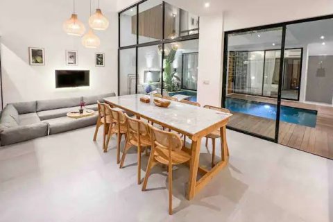4 bedrooms Villa in Canggu, Badung, Bali (15414) 2