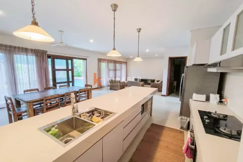 4 bedrooms Villa in Canggu, Badung, Bali (14661) 8