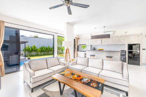 200m2 Villa in Tumbak Bayuh, Mengwi, Badung, Bali (10625) 7