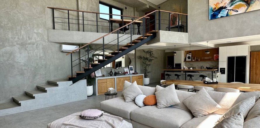 4 bedrooms Villa in Canggu, Badung, Bali (15337)