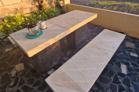 Вилла с 4 спальнями в Кубутамбахан, Булеленг,  (9248) 6