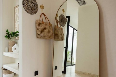 Вилла с 3 спальнями в Чангу, Бадунг,  (9249) 30