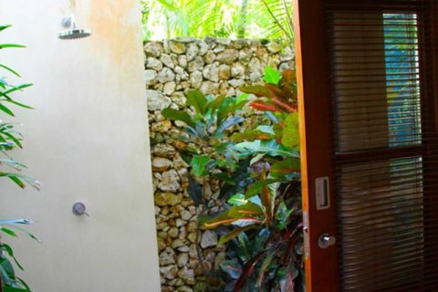 Вилла с 3 спальнями в Южная Кута, Бадунг,  (9246) 8