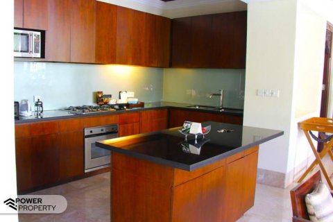 Вилла с 3 спальнями в Южная Кута, Бадунг,  (9246) 4