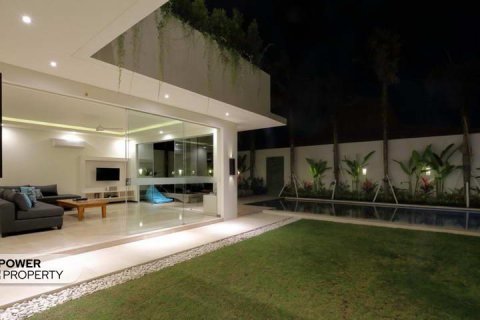 3 bedrooms Villa in Seminyak, Badung,  (9245) 6