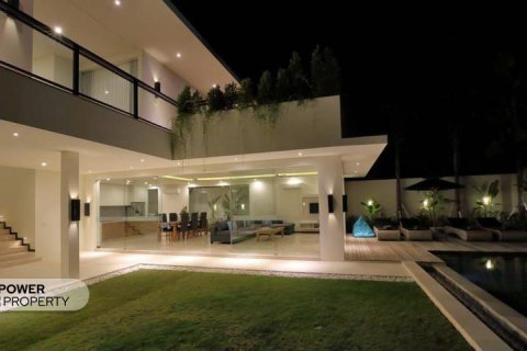 3 bedrooms Villa in Seminyak, Badung,  (9245) 8