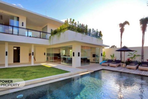 3 bedrooms Villa in Seminyak, Badung,  (9245) 21