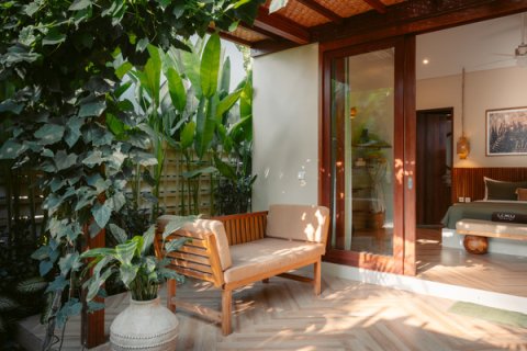 Коммерческая недвижимость с 13 спальнями в Кедири, Табанан,  (9342) 10