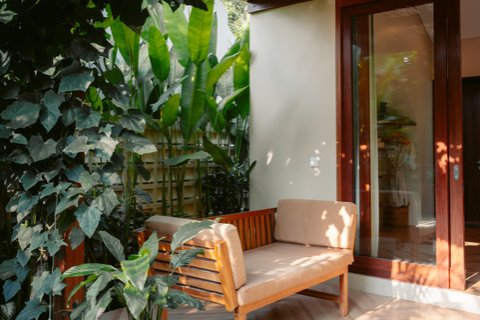 Коммерческая недвижимость с 13 спальнями в Кедири, Табанан,  (9342) 3