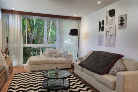 Дом с 3 спальнями в Джимбаран, Бадунг,  (9338) 1