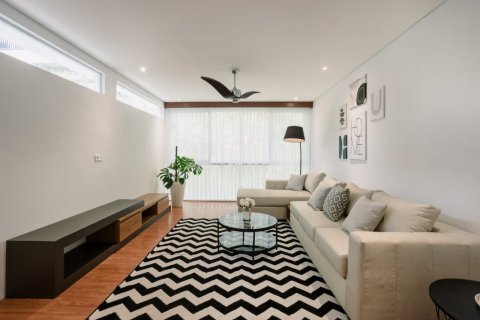 Дом с 3 спальнями в Джимбаран, Бадунг,  (9338) 2