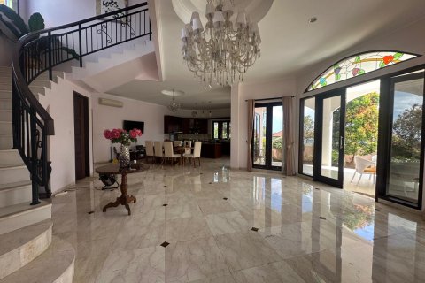 Вилла с 4 спальнями в Джимбаран, Бадунг,  (9339) 9