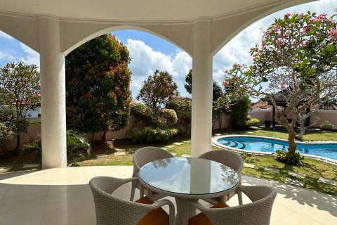 Вилла с 4 спальнями в Джимбаран, Бадунг,  (9339) 12