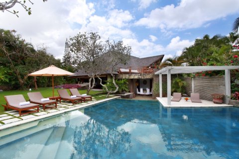 Studio Villa in Denpasar, Bali (13922)