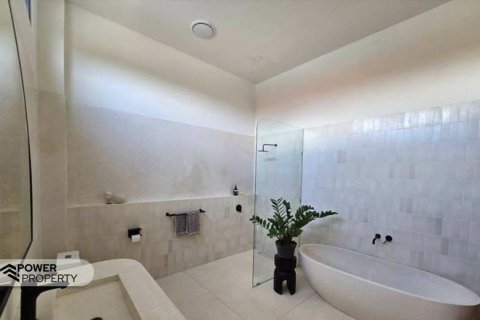 Вилла с 4 спальнями в Южная Кута, Бадунг, (9837) 11