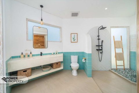 Вилла с 4 спальнями в Табанан, (9839) 6