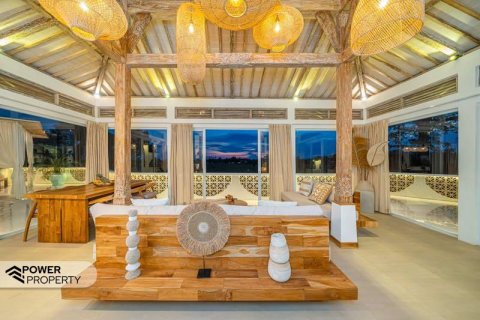 Вилла с 4 спальнями в Табанан, (9839) 16