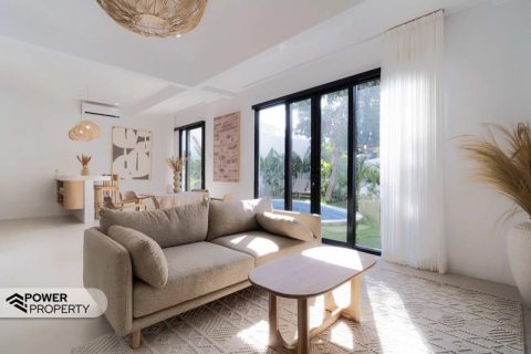 Вилла с 6 спальнями в Нуса Дуа, Бадунг, (9836) 12