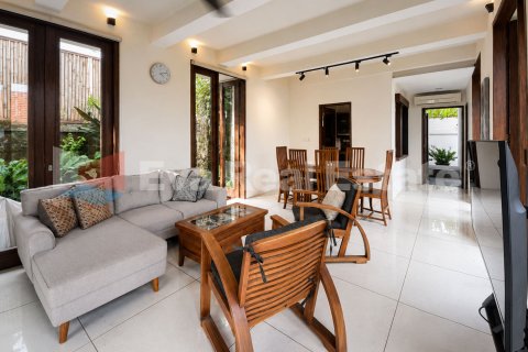 2 bedrooms Villa in Kerobokan, Badung, Bali (14831) 4