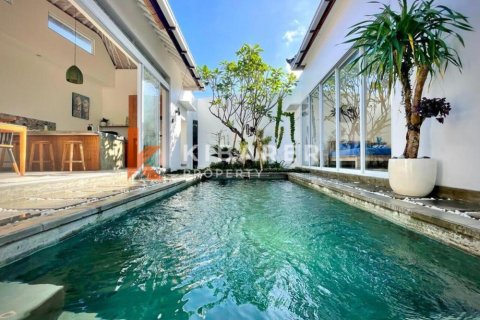 2 bedrooms Villa in Kerobokan, Badung, Bali (13201)
