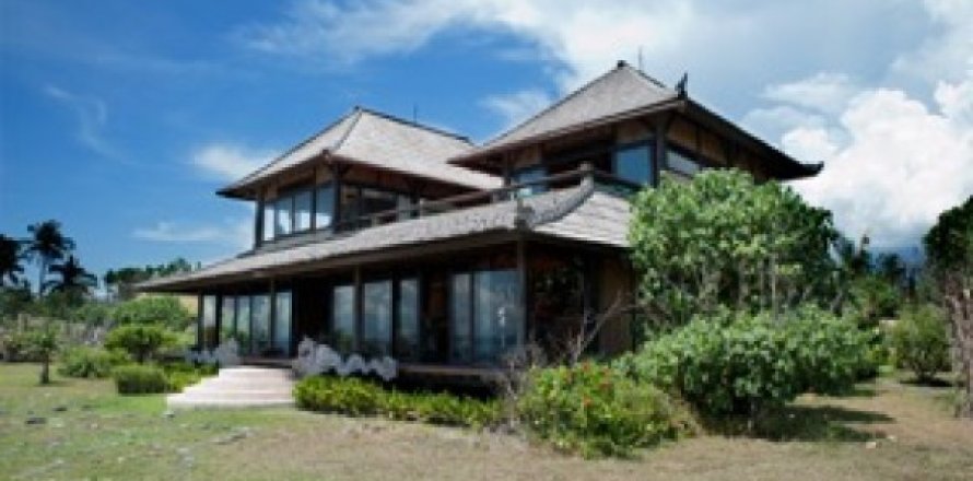 Вилла с 2 спальнями в Карангасем,  (9491)