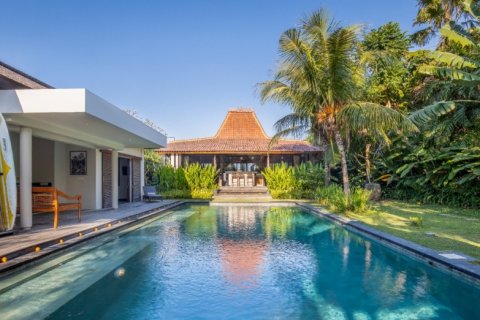 Вилла с 4 спальнями в Чангу, Бадунг,  (9493) 24