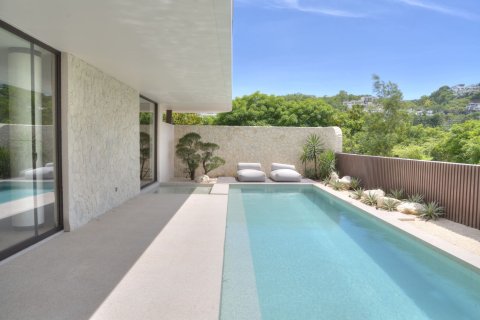 4 bedrooms Villa in Pecatu, Badung, Bali (15744)