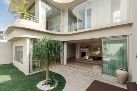 3 bedrooms Villa in Kerobokan, Badung, Bali (15750) 2