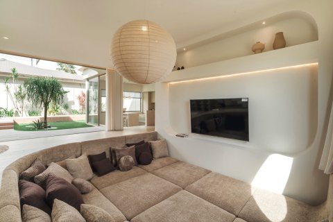 3 bedrooms Villa in Kerobokan, Badung, Bali (15750)