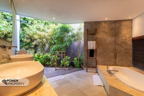 Вилла с 3 спальнями в Семиньяк, Бадунг,  (695) 18