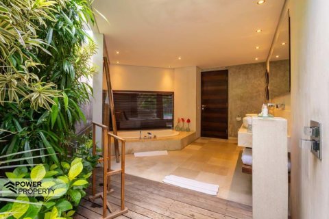 Вилла с 3 спальнями в Семиньяк, Бадунг,  (695) 17