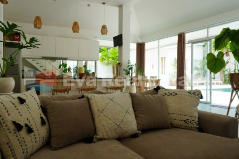 3 bedrooms Villa in Kerobokan, Badung, Bali (2387) 6
