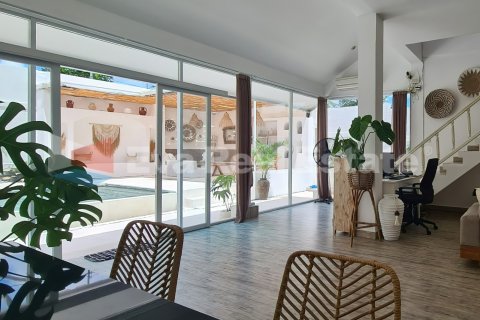 3 bedrooms Villa in Kerobokan, Badung, Bali (2387) 4