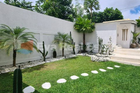 3 bedrooms Villa in Kerobokan, Badung, Bali (2387) 3