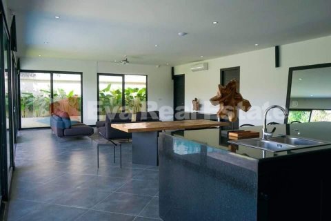 3 bedrooms Villa in Kerobokan, Badung, Bali (2558) 3