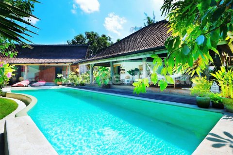 5 bedrooms Villa in Kerobokan, Badung, Bali (2554) 23
