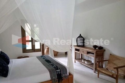 4 bedrooms Villa in Kerobokan, Badung, Bali (2556) 12