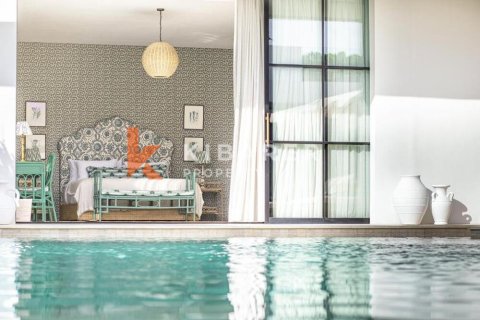 5 bedrooms Villa in Tibubeneng, Badung, Bali (12967) 3