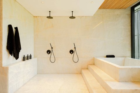 6 bedrooms Villa in Pererenan, Mengwi, Badung, Bali (4640) 12