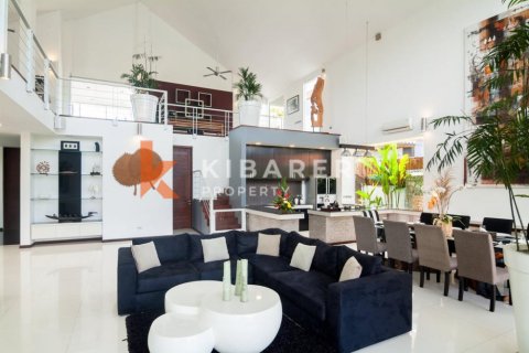 4 bedrooms Villa in Badung, Bali (12521) 14
