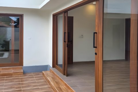 Вилла 128м2 в Южный Денпасар, Денпасар, Бали (10196) 6