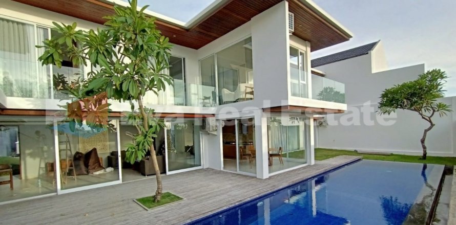 6 bedrooms Villa in Pecatu, Badung, Bali (2415)