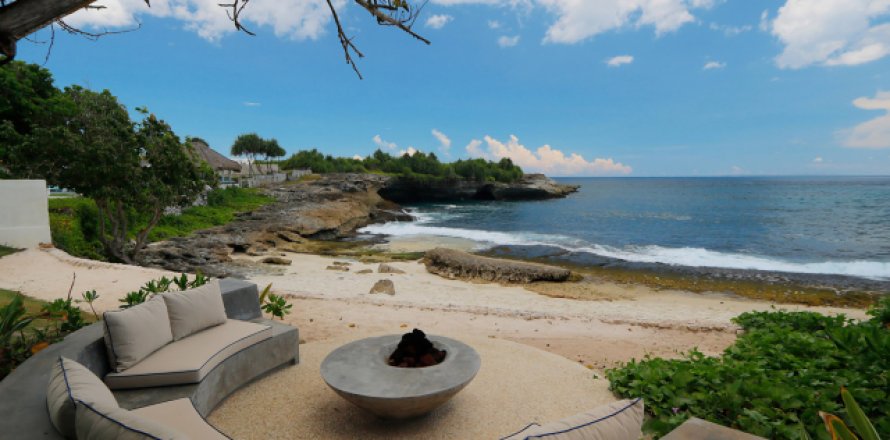 3 bedrooms Villa in Nusa Lembongan, Klungkung, (9179)