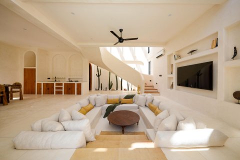 3 bedrooms Villa in Pecatu, Badung, Bali (15092)