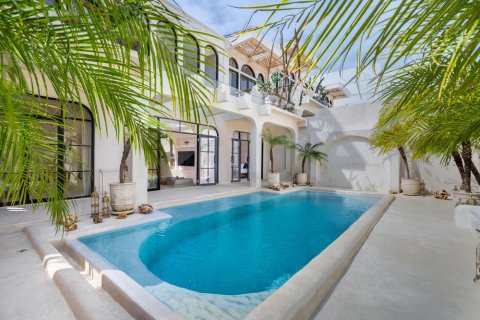 3 bedrooms Villa in Pecatu, Badung, Bali (15092) 8