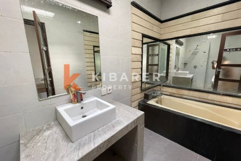Вилла с 2 спальнями в Керобокан, Бадунг, Бали (13709) 5