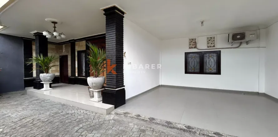 5 bedrooms Villa in Denpasar, Bali (12900)