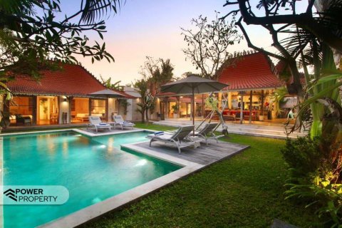 4 bedrooms Villa in Canggu, Badung, Bali (10612)