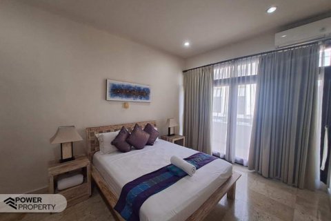 Вилла с 4 спальнями в Кута, Бадунг, Бали (10609)